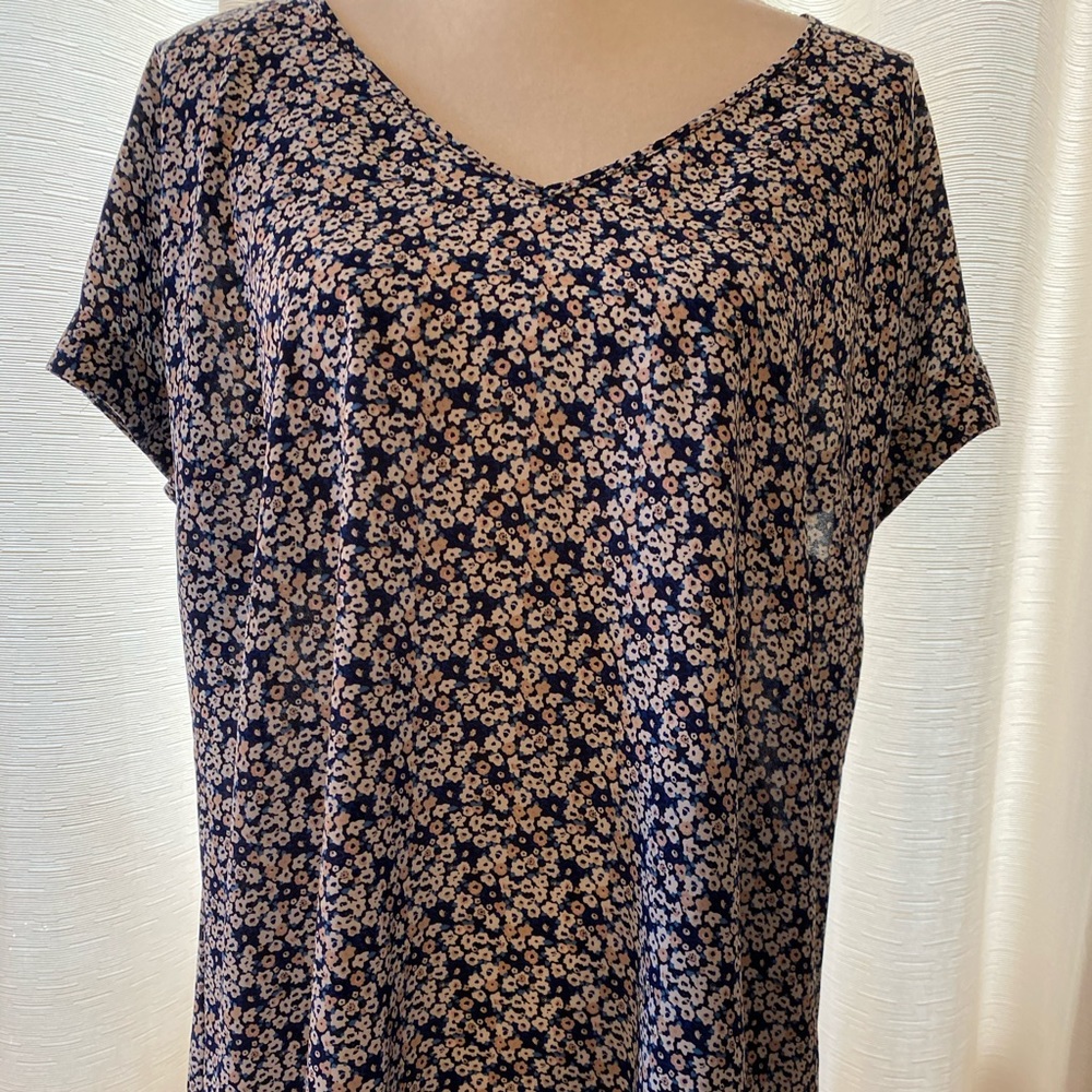 Motherhood Maternity Blue Floral Top, Cap Sleeves